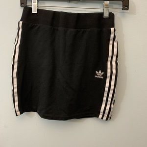 Adidas mini skirt